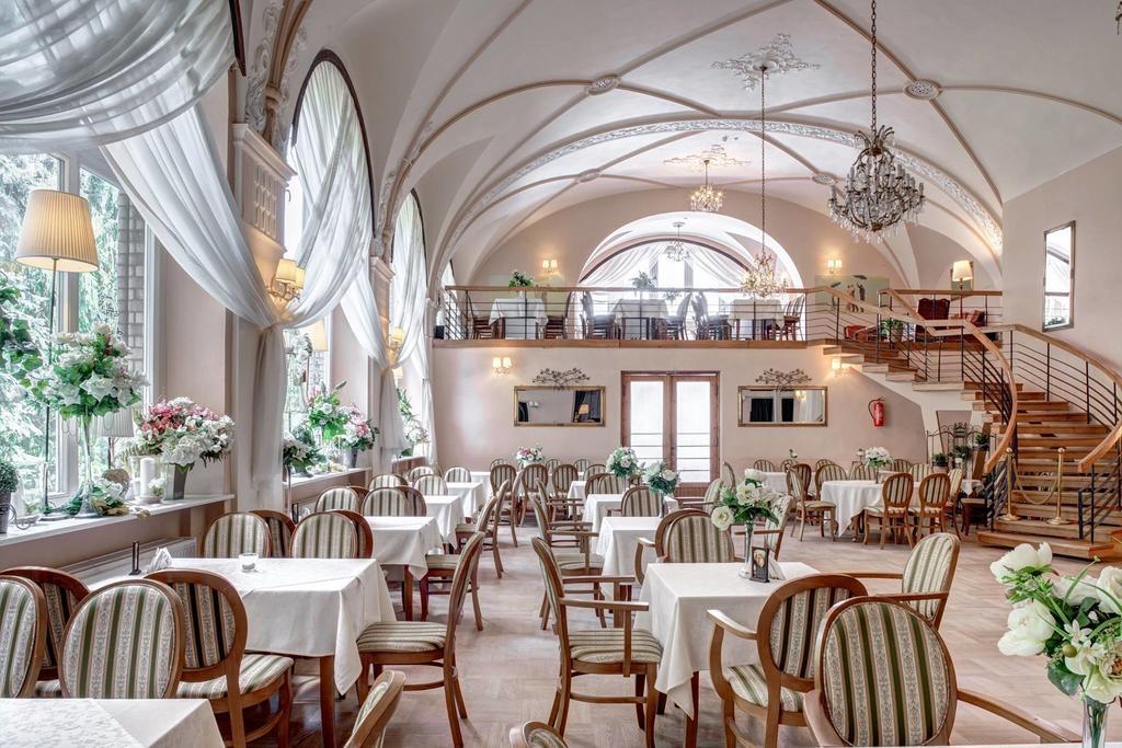 Dom Zdrojowy Hotel Świeradów-Zdrój Kültér fotó